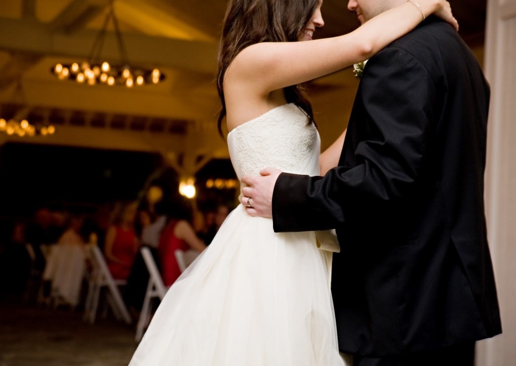 Классический свадебный танец